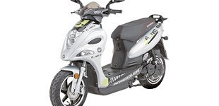 BMW CE 04  2022 vs Kreidler E-Florett 1.0 Elektro 2018